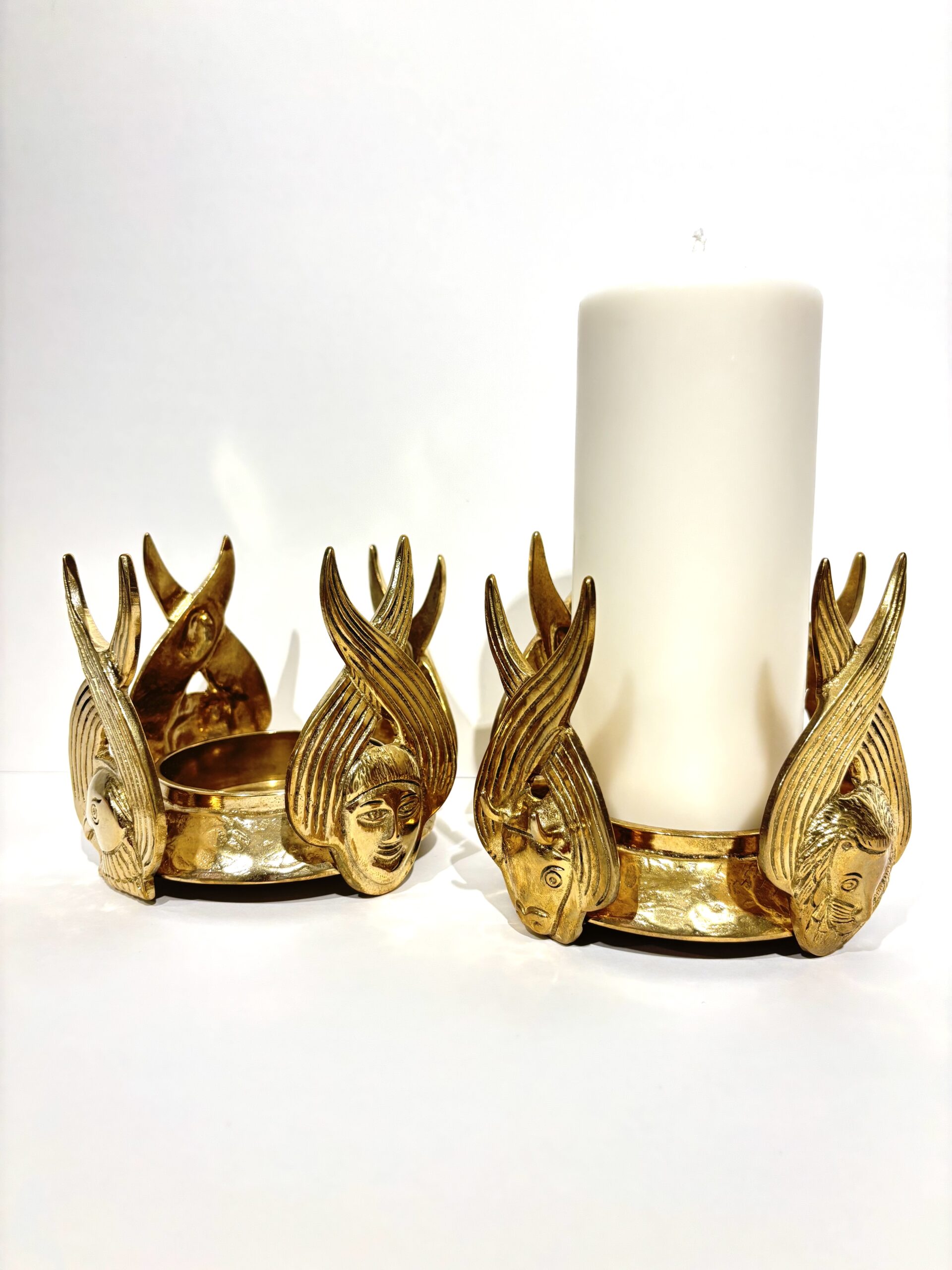 CANDELABRO DE ALTAR CON MERKABA DORADO