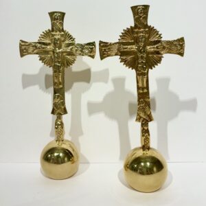 CRUZ SOBREMESA GLORIOSA BAÑO ORO